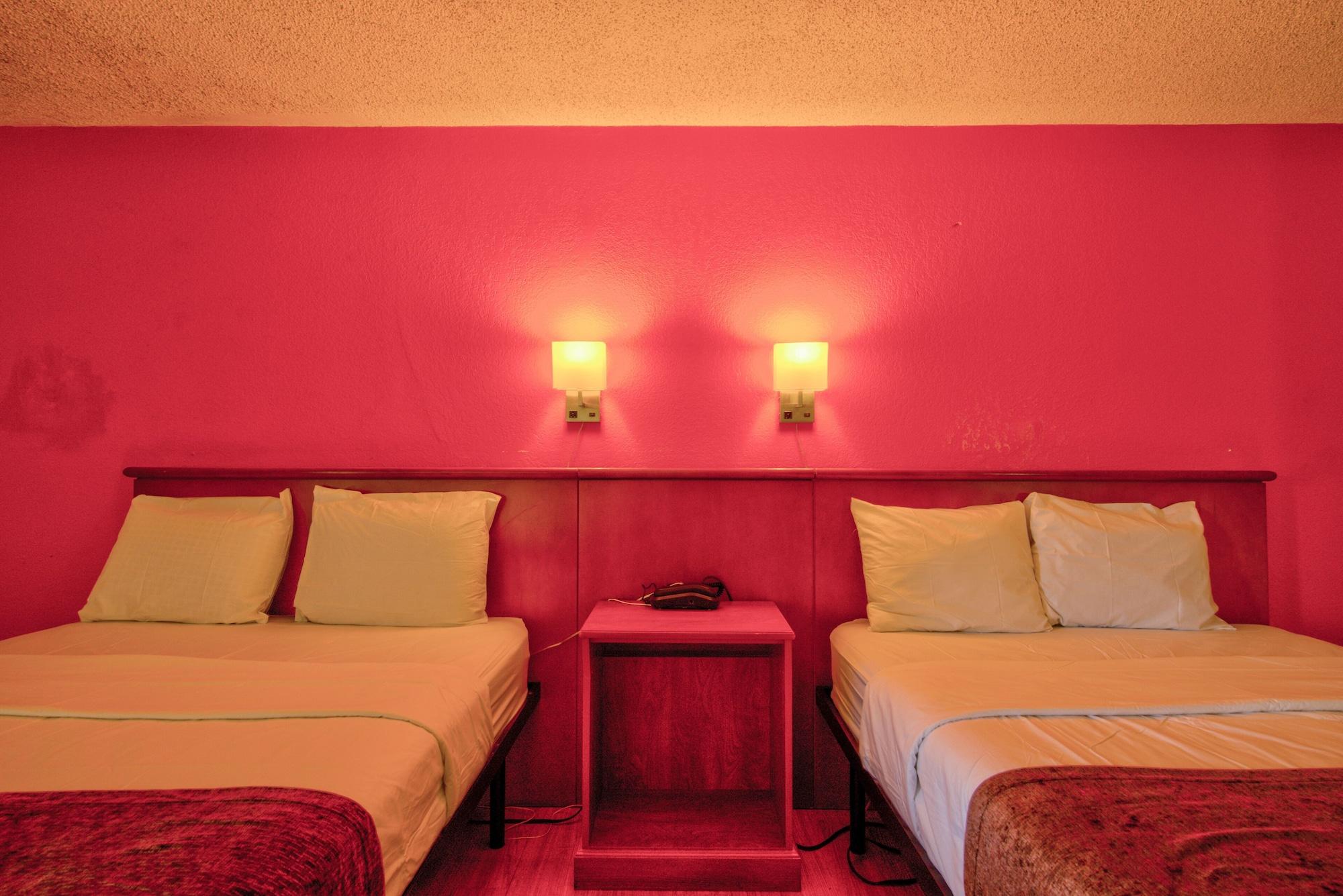 Clearwater Hotel Luaran gambar